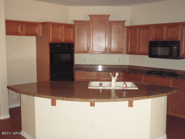 3150 E Horseshoe Dr, Chandler, AZ 85249