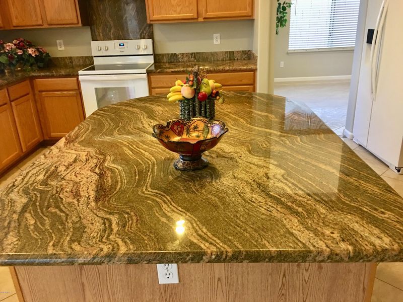 3150 E Wildwood Dr, Phoenix, AZ 85048