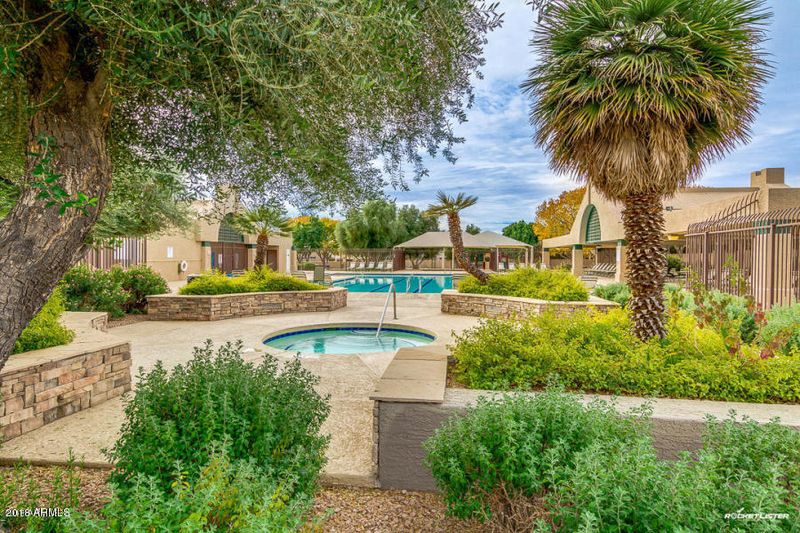 3150 E Wildwood Dr, Phoenix, AZ 85048