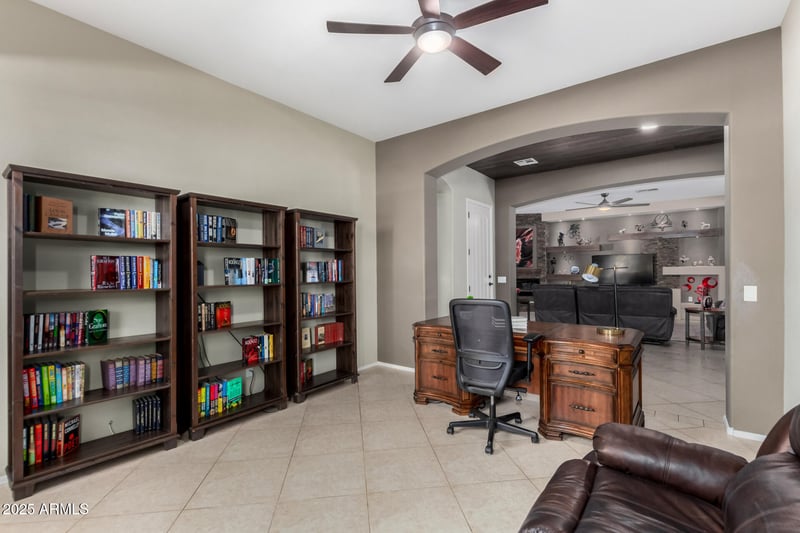 3150 Isaiah Ave, Gilbert, AZ 85298