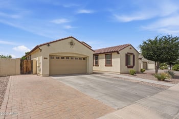 3150 Loma Vi, Mesa, AZ 85213