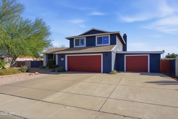 3151 Betty Elyse Ln, Phoenix, AZ 85053