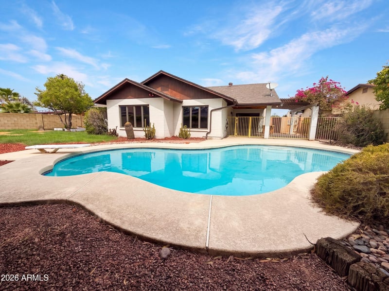 3151 W Kings Ave, Phoenix, AZ 85053