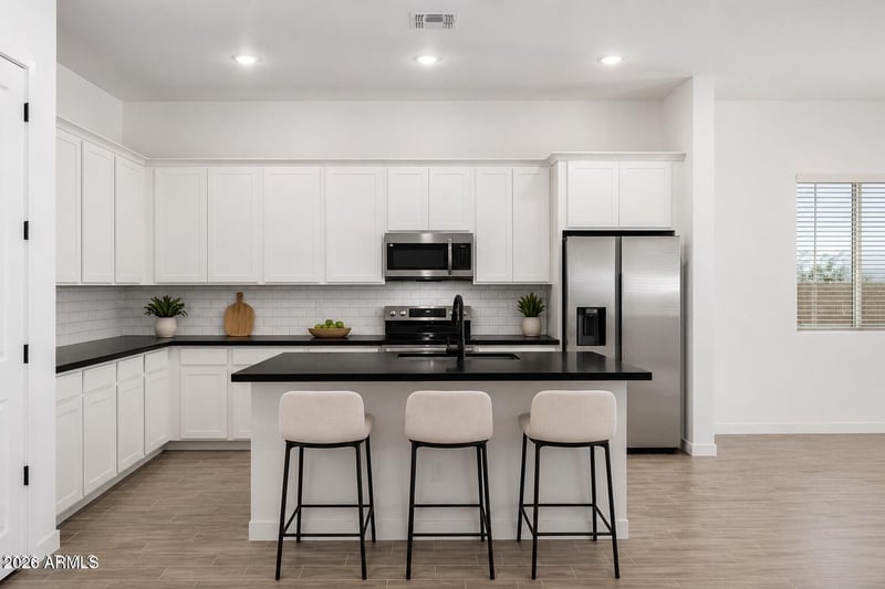 31512 Hayweather Ln, San Tan Valley, AZ 85143
