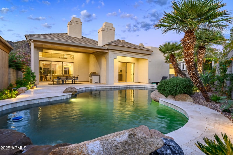 3153 E Sierra Vista Dr, Phoenix, AZ 85016
