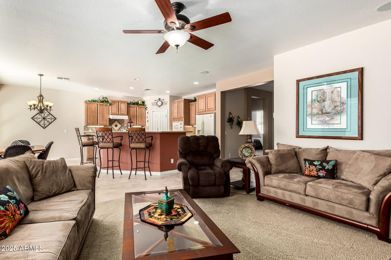 31538 Larkspur Dr, San Tan Valley, AZ 85143