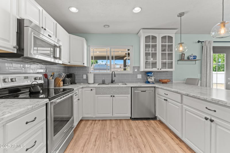 3154 Dover St, Mesa, AZ 85213