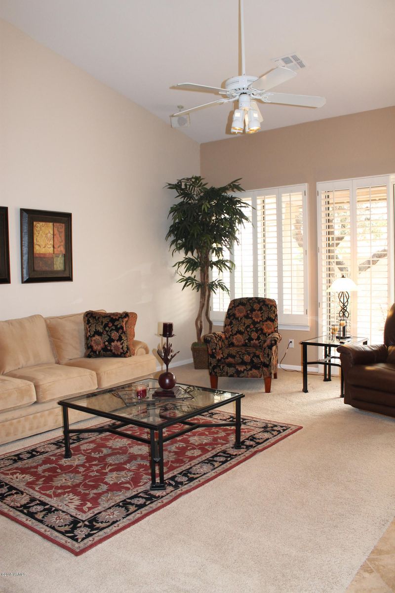3155 E Tanglewood Dr, Phoenix, AZ 85048