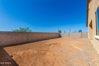 31550 Hayweather Ln, San Tan Valley, AZ 85143