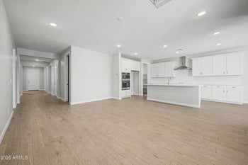 31564 Singing Meadow Ln, San Tan Valley, AZ 85143