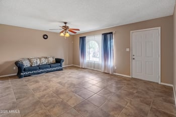 3158 Celica Cir, Phoenix, AZ 85053