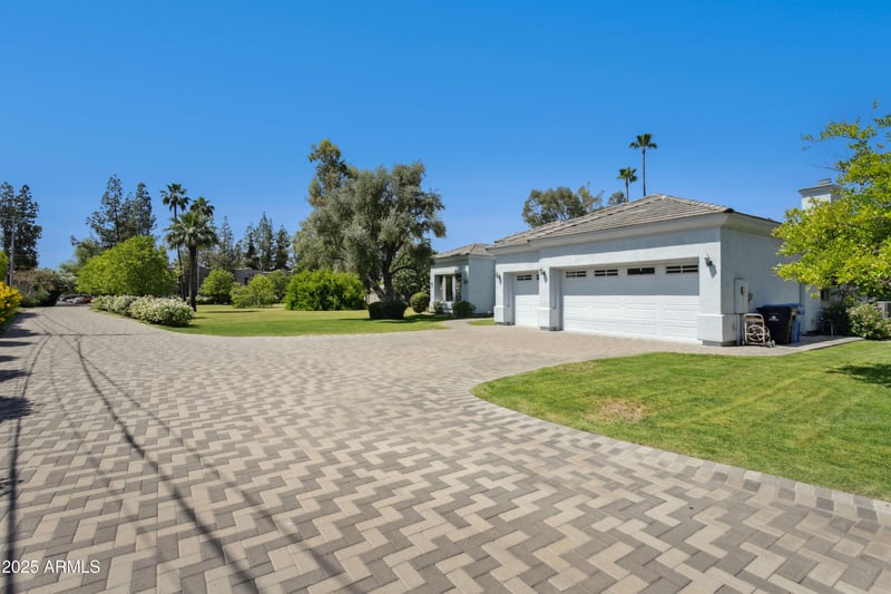 316 Bethany Home Rd, Phoenix, AZ 85012