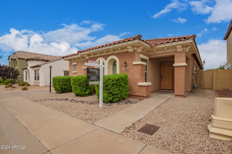 316 N 77th Pl, Mesa, AZ 85207