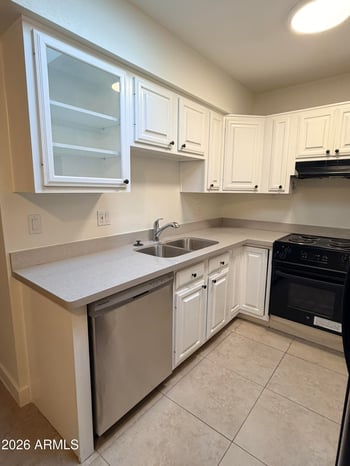 316 Hononegh Dr #6, Phoenix, AZ 85027