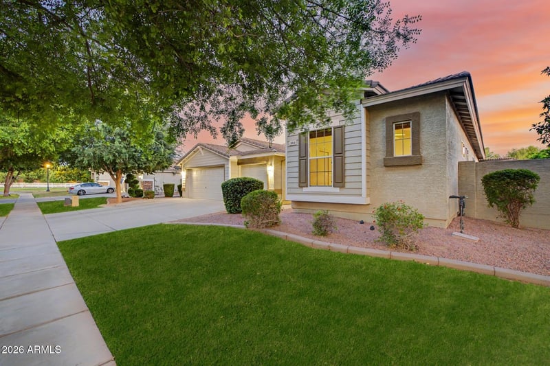 3161 E Lexington Ave E, Gilbert, AZ 85234
