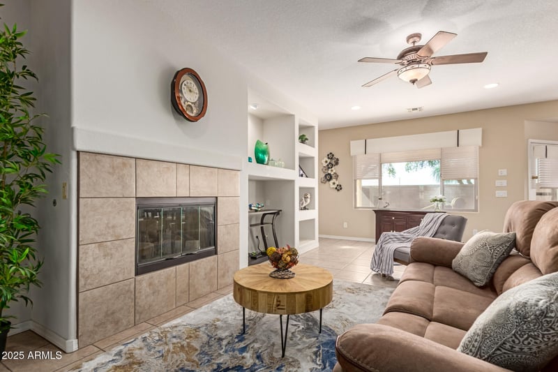 3161 Gleneagle Dr, Chandler, AZ 85249