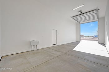 31613 170th Dr, Surprise, AZ 85387