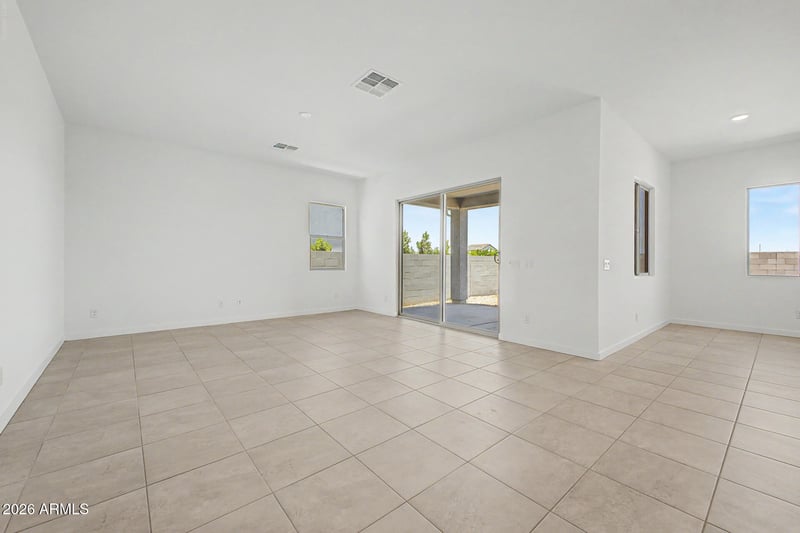 31613 Wet Creek Rd, San Tan Valley, AZ 85143