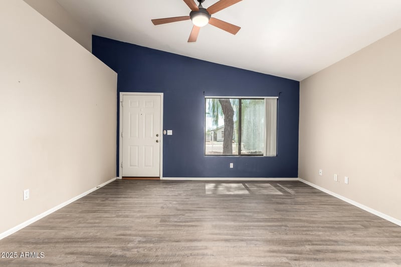 3162 Foothill Dr, Phoenix, AZ 85027