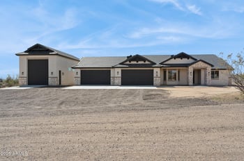 31625 Misty Ln, San Tan Valley, AZ 85144