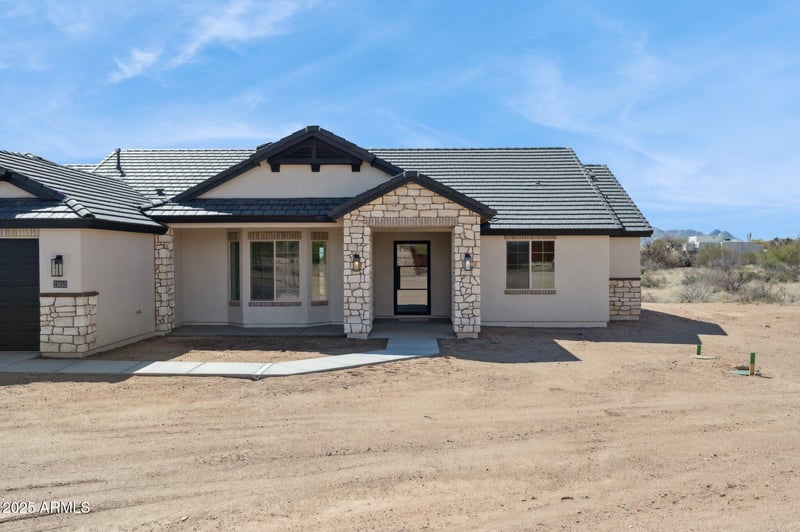 31625 Misty Ln, San Tan Valley, AZ 85144