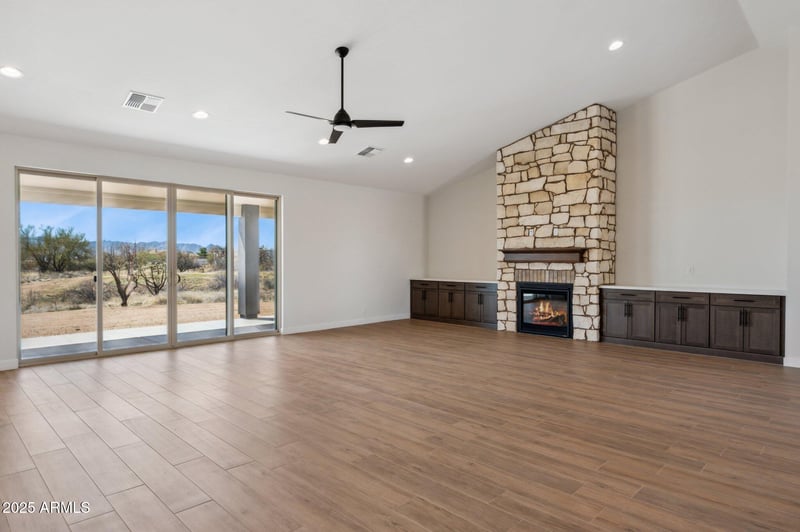 31625 Misty Ln, San Tan Valley, AZ 85144