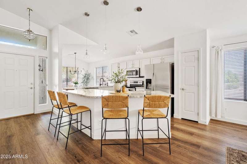 3163 Bellerive Dr, Chandler, AZ 85249