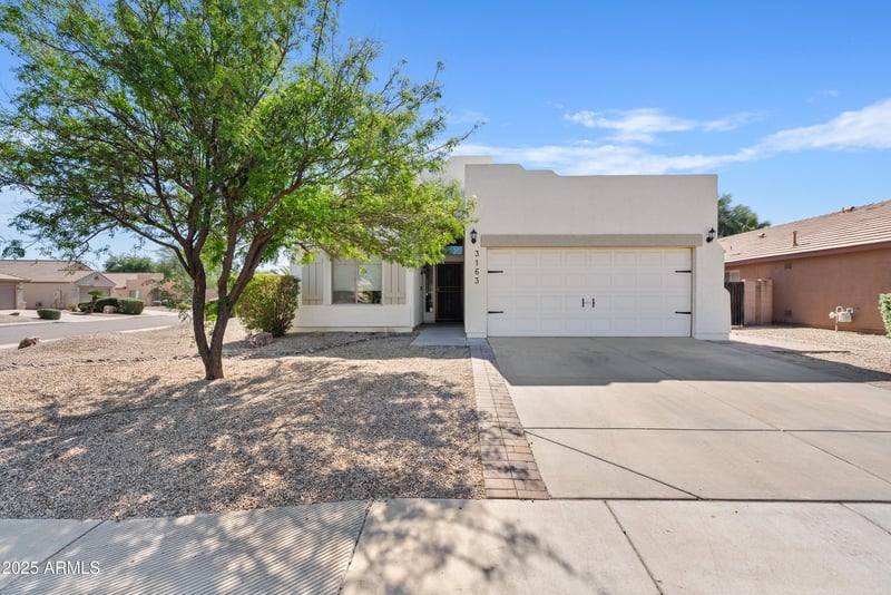 3163 Bellerive Dr, Chandler, AZ 85249