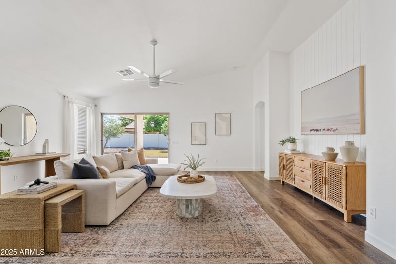 3163 Bellerive Dr, Chandler, AZ 85249