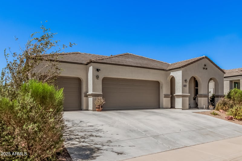 3164 Lainey Ln, Buckeye, AZ 85396
