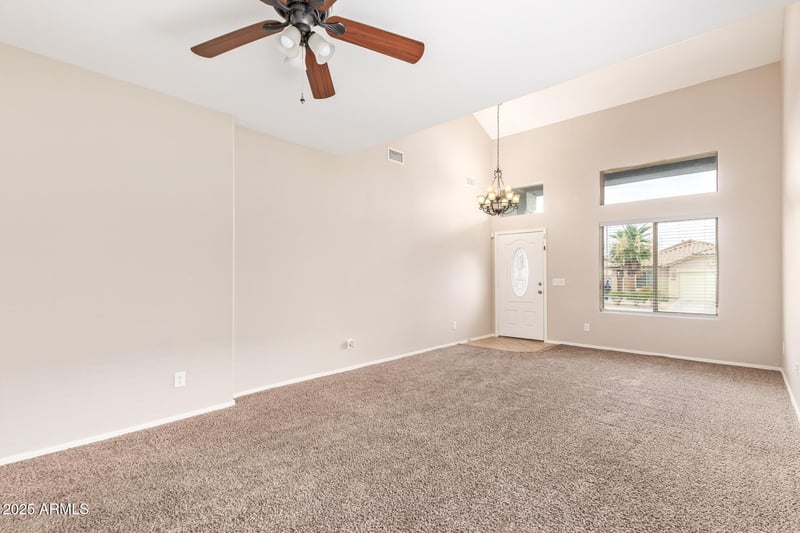 3165 Allens Peak Dr, San Tan Valley, AZ 85144