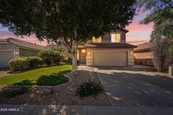 3165 Desert Ln, Gilbert, AZ 85234