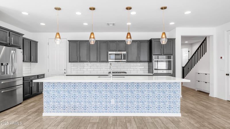 31653 24th Dr, Phoenix, AZ 85085