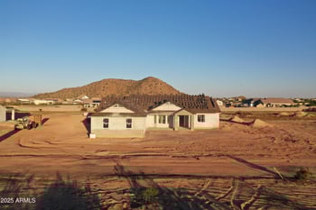 31653 Misty Ln, San Tan Valley, AZ 85144