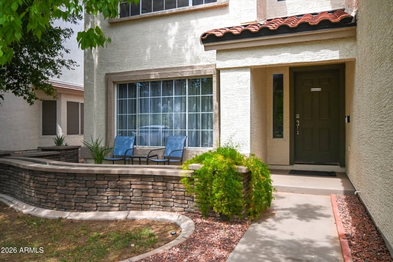 31686 Bobcat Way, San Tan Valley, AZ 85143