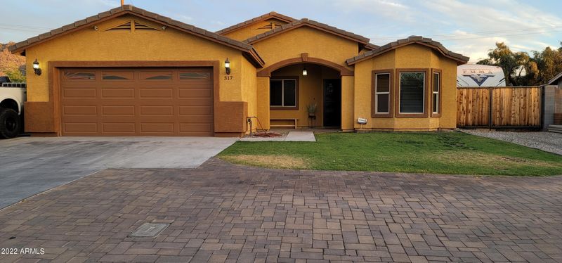 317 E Dobbins Rd, Phoenix, AZ 85042