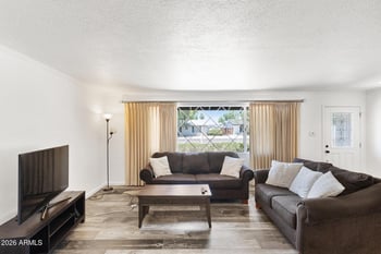 317 E Griswold Rd, Phoenix, AZ 85020