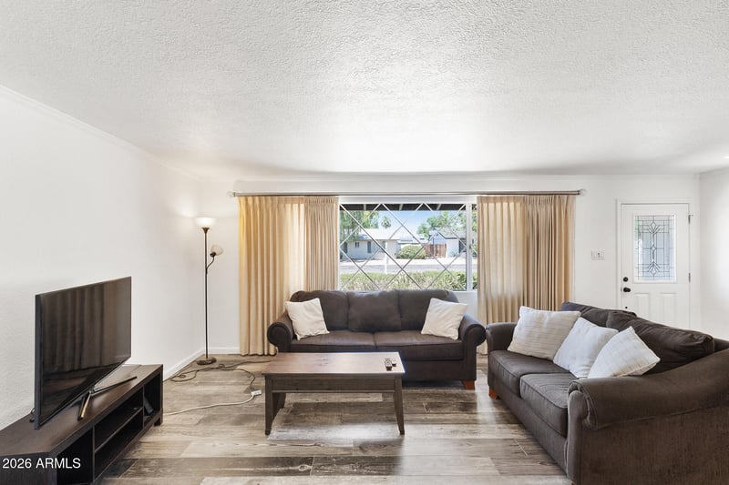 317 E Griswold Rd, Phoenix, AZ 85020
