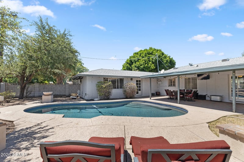 317 E Griswold Rd, Phoenix, AZ 85020