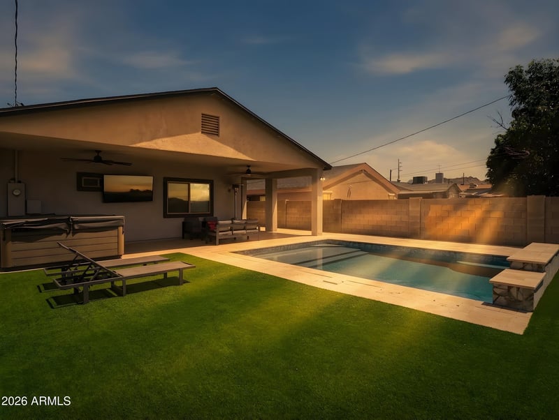 317 E Mountain View Rd, Phoenix, AZ 85020