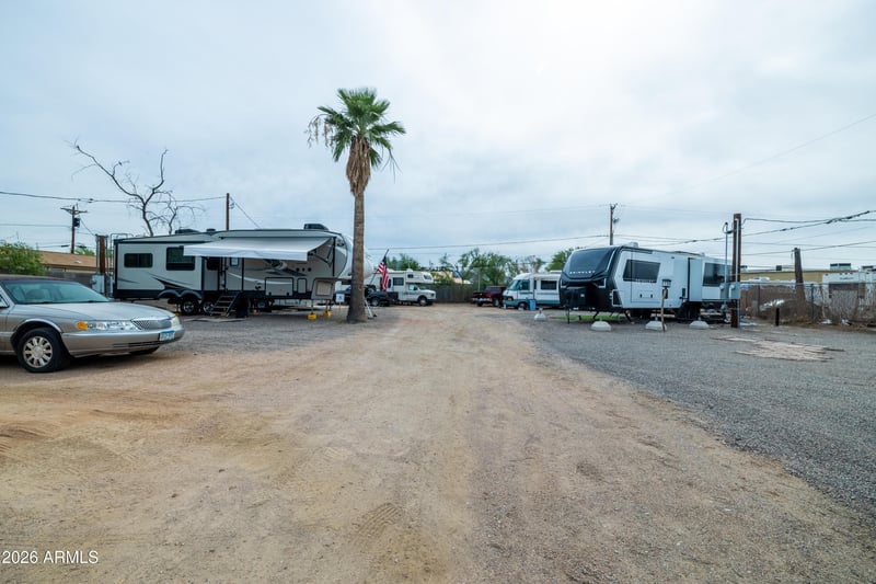 317 N Saguaro Dr, Apache Junction, AZ 85120