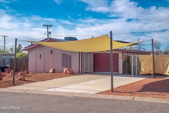 317 Peretz Cir, Morristown, AZ 85342