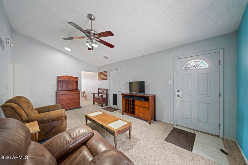 317 Peretz Cir, Morristown, AZ 85342