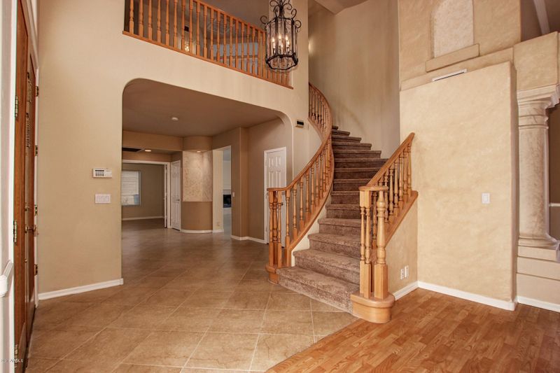 3170 E Desert Flower Ln, Phoenix, AZ 85048