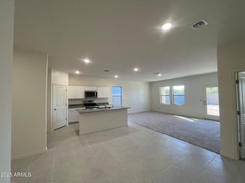 31715 Hay Bale Dr, San Tan Valley, AZ 85140