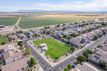 31724 Cheyenne Dr, San Tan Valley, AZ 85143