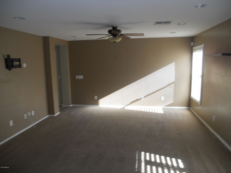 3173 E Bagdad Rd, San Tan Valley, AZ 85143