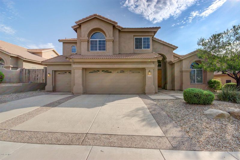 3174 E Desert Willow Rd, Phoenix, AZ 85048