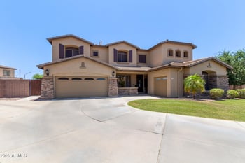 3177 Sierra St, Gilbert, AZ 85295