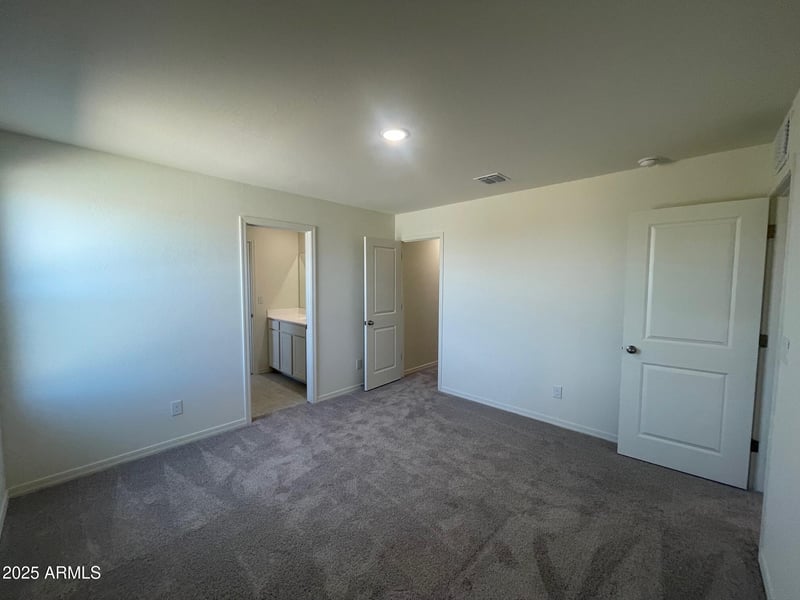 31773 Hay Bale Dr, San Tan Valley, AZ 85140